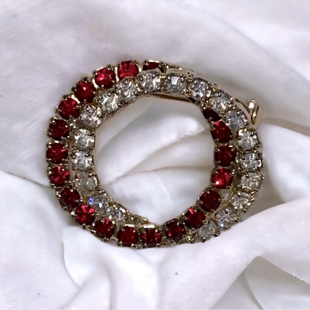 Vintage Brooch
